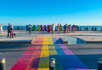 Piden respeto para la comunidad LGBTTIQ+ tras ataques transfóbicos de funcionaria mazatleca