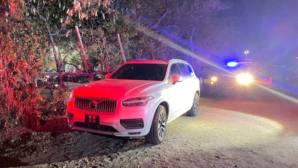 Policías estatales recuperan una camioneta robada en Culiacán