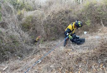 Bomberos de Mazatlán se unen a limpieza de zonas peligrosas del faro