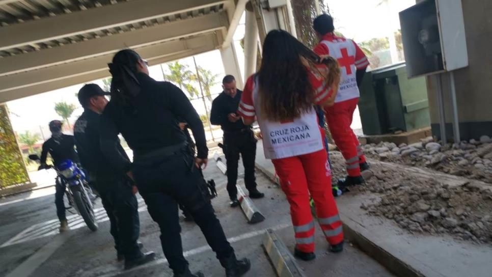 Apuñalan a niño de 12 años en riña de limpia vidrios en Los Mochis