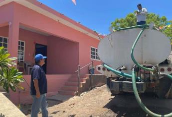 Jumapam distribuye 15 pipas de agua diarias para reducir efectos de la sequía en el sur de Sinaloa