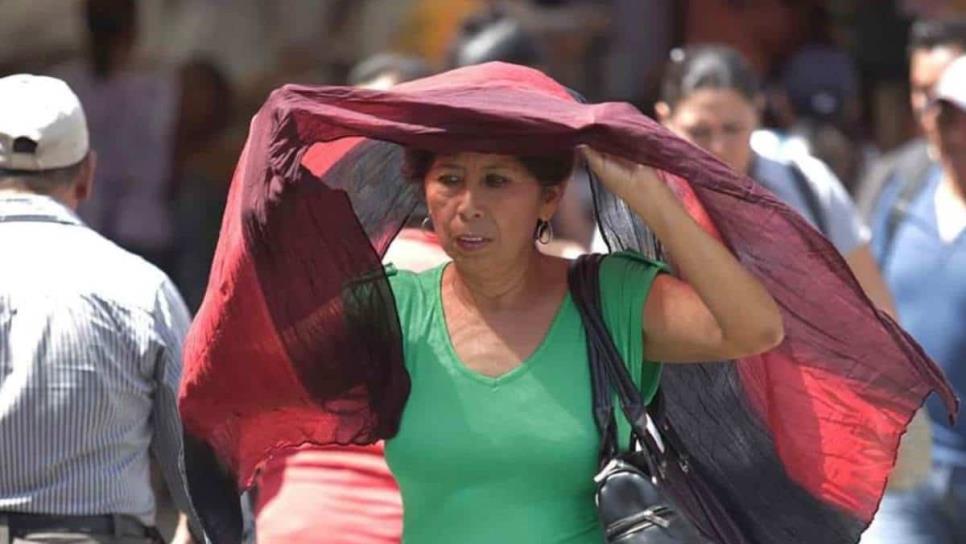 Así sortean el calor en Culiacán, se reportan más de 42 grados en las últimas horas