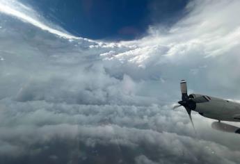 Así se ve el ojo del huracán «Beryl» desde el avión caza huracanes del NOAA | VIDEO