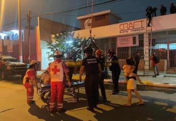 Adulto mayor sufre caída en el techo de su trabajo en el Parque Bonfil en Mazatlán