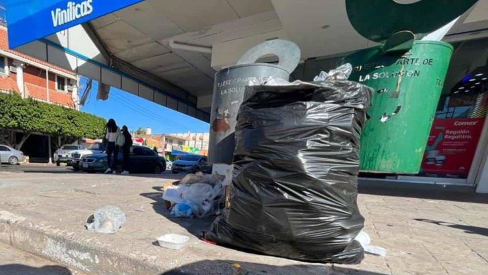 Los Mochis se inunda, pero de basura, Servicios Públicos carece de personal