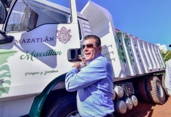 Ayuntamiento de Mazatlán invierte cerca de 30 millones de pesos en maquinaria