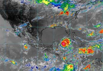 Huracán «Beryl» pierde fuerza; mantiene su trayectoria rumbo a México ahora como categoría 2