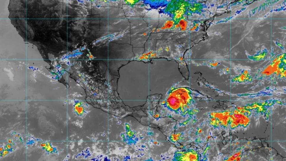 Huracán «Beryl» pierde fuerza; mantiene su trayectoria rumbo a México ahora como categoría 2