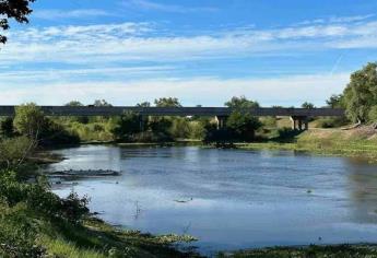 Lluvias reactivan cuenca del Río Fuerte; cae agua a las presas de Sinaloa