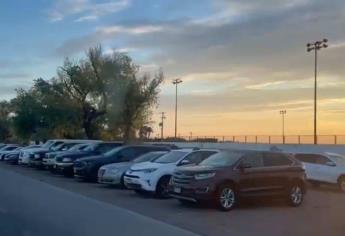 Piden desalojar la venta de carros de «Los Alamos» y regresar espacio a los ciudadanos 