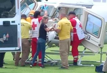 Trasladan en helicóptero a Culiacán a menor herido en accidente en El Rosario