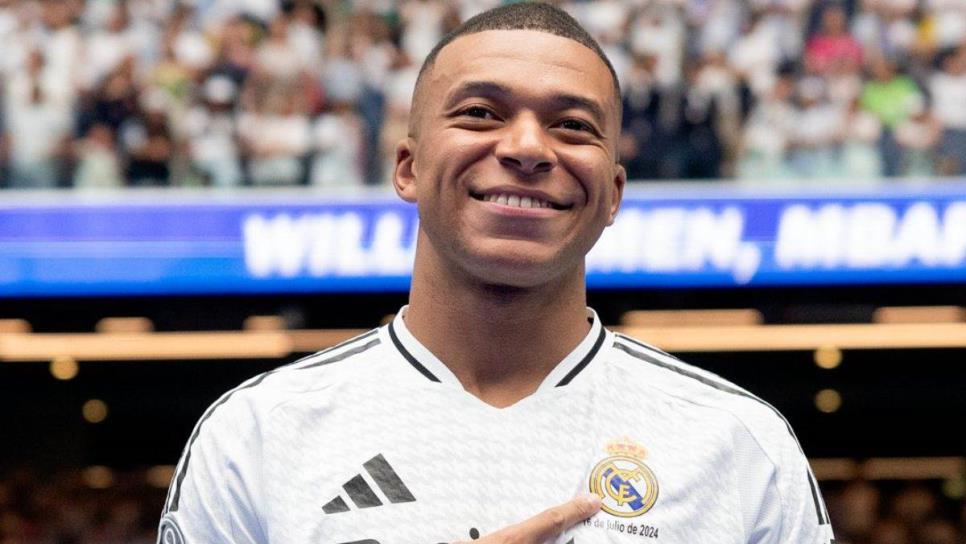 El Real Madrid presenta a Kylian Mbappé frente a más de 80 mil personas