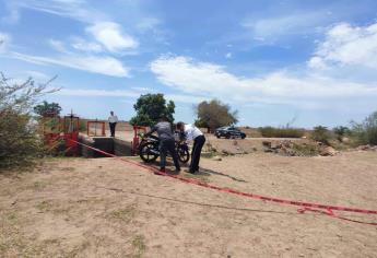 Muere una joven al caer en una moto a compuerta de un canal en Los Tubos