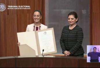 Claudia Sheinbaum recibe constancia que la acredita como Presidenta Electa de México