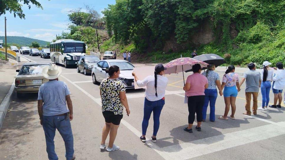 Después de casi una semana sin luz, la CFE restablece la energía eléctrica en comunidades rurales de Mazatlán