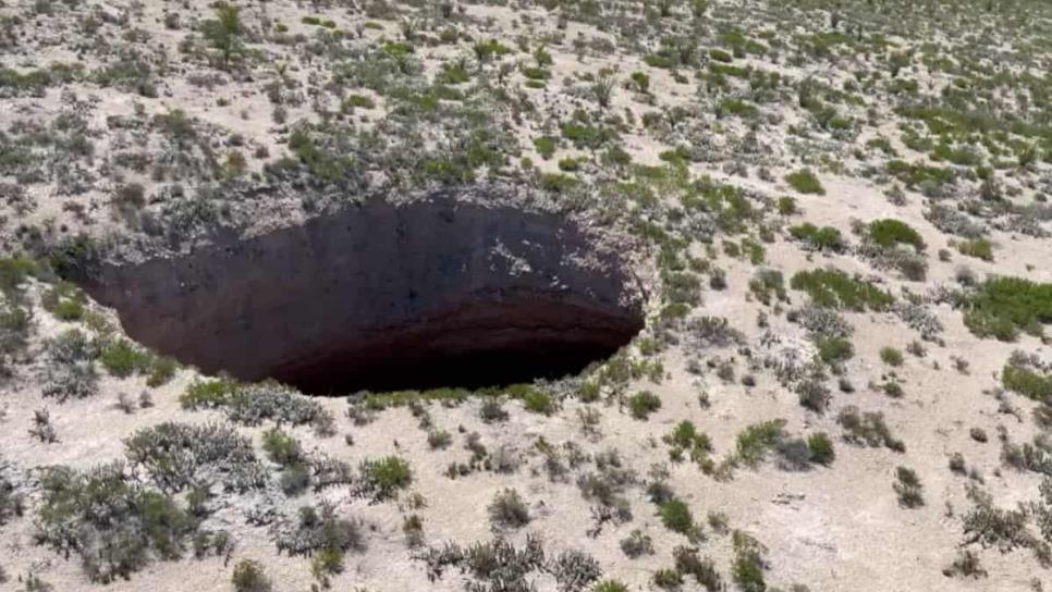 Hay un misterioso pozo gigante en la Zona del Silencio y así luce actualmente | VIDEO