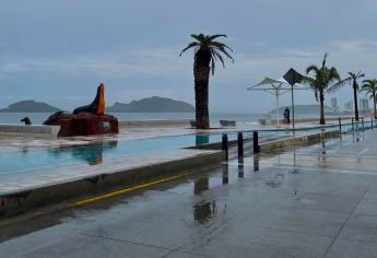 Se registran ligeras lluvias este sábado en Mazatlán