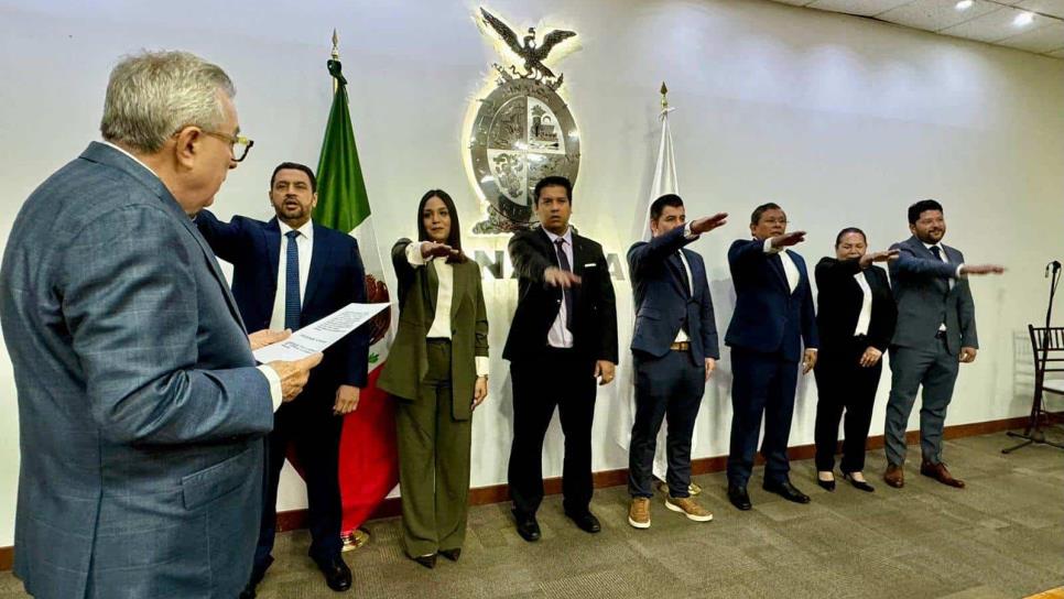 Entrega Rocha Moya nuevos nombramientos en el gabinete estatal