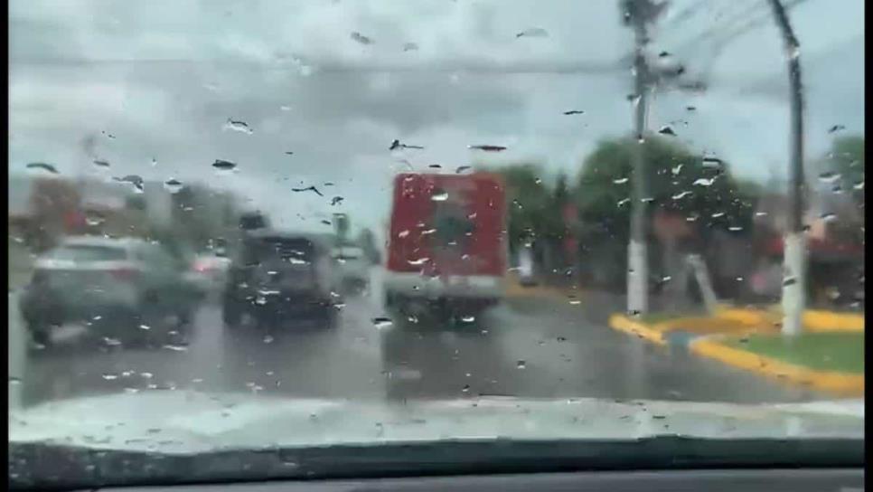 Se cumple pronóstico y llueve en toda la ciudad de Los Mochis 