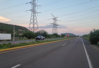 Le roban la camioneta a una familia completa por la Maxipista