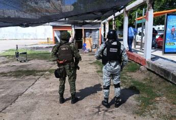 Encuentran asesinado a puñaladas a hombre en estacionamiento abandonado en Culiacán