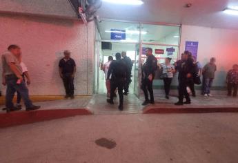 Conductor se mete al campo militar El Sauz tras ser atacado a balazos en Culiacán