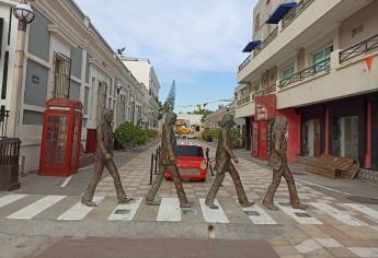 Este es el callejón más famoso de Mazatlán por las estatuas de icónicos músicos y su gastronomía