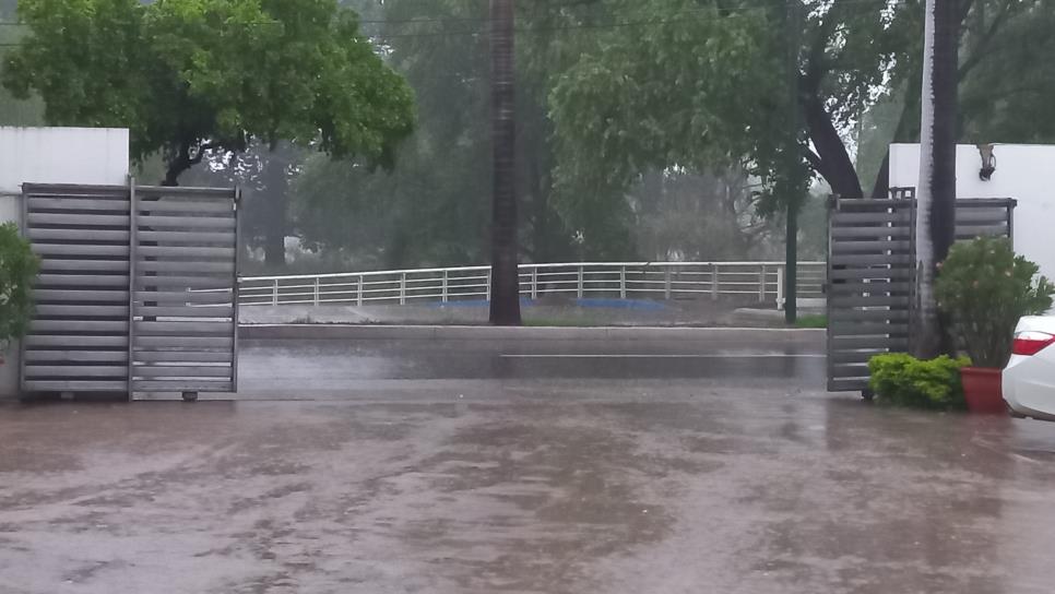 Tormenta Ileana deja las primeras lluvias en Culiacán