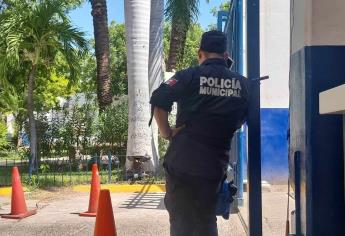 Militares revisan armas de la Policía Municipal de Culiacán