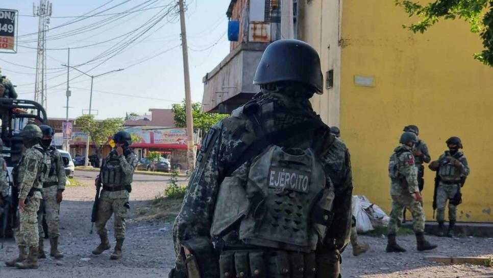 Militares aseguran un domicilio en la colonia Diaz Ordaz en Culiacán