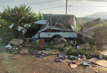 Fuerte choque en El Rosario deja 4 lesionados; dos son trabajadores del campo