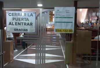 Casi 90 mil pesos de luz llegan a la Iglesia La Lomita y exhiben recibo en la entrada