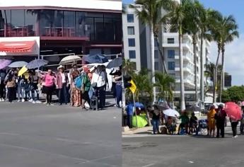 Desplazados por la violencia en la sierra de Concordia se manifiestan y bloquean avenidas en Mazatlán 