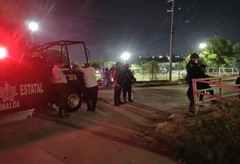 Asesinan a dos hombres frente a las canchas deportivas de la colonia Buenos Aires, en Culiacán