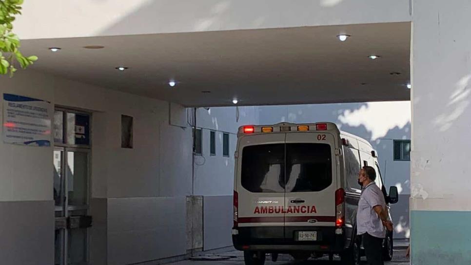 Jovencita ciclista termina lesionada al ser atropellada en transitado bulevar de Los Mochis