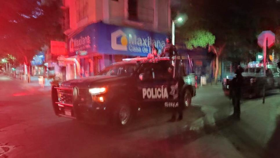 Encuentran a sujeto herido por arma blanca en pleno sector Centro de Culiacán