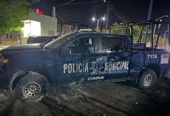 Se incendia patrulla de la Policía Municipal de Choix | VIDEO