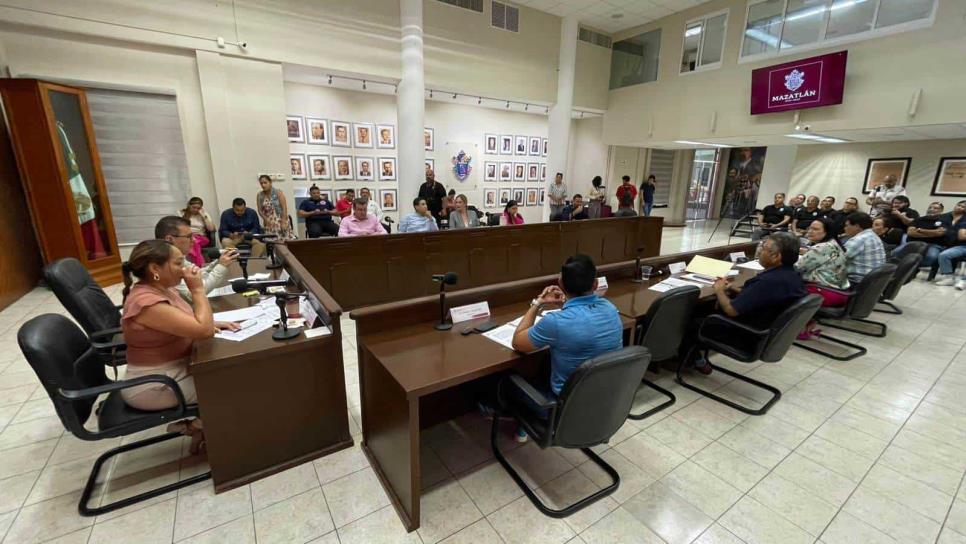 Cabildo de Mazatlán dona espacio en el Parque Central a la Sociedad Astronómica