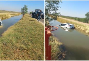 Joven se descuida y cae a un canal en El Huitussito, Guasave