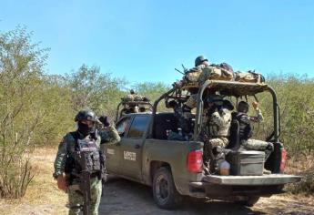 Armas y droga aseguran militares en la sindicatura de Quilá en Culiacán