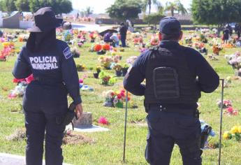 ¡Ni lo intentes! Ni bocinas ni bebidas alcohólicas dejarán meter a panteones de Mazatlán este sábado