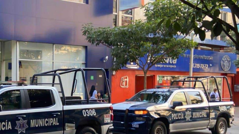 Se quería llevar una camioneta y es detenido por los agentes de la Policía Municipal de Culiacán