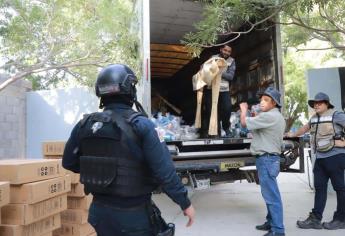 Secretaría de Bienestar entrega apoyos a familias desplazadas por la violencia en Sinaloa