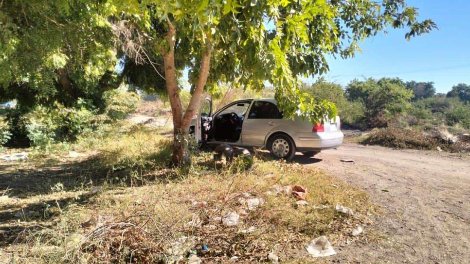 Policías localizan vehículo en el que se llevaron a un adolescente en Los Mochis