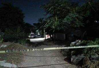 Asesinan a balazos a un joven por una de las calles de la colonia Los Huizaches en Culiacán