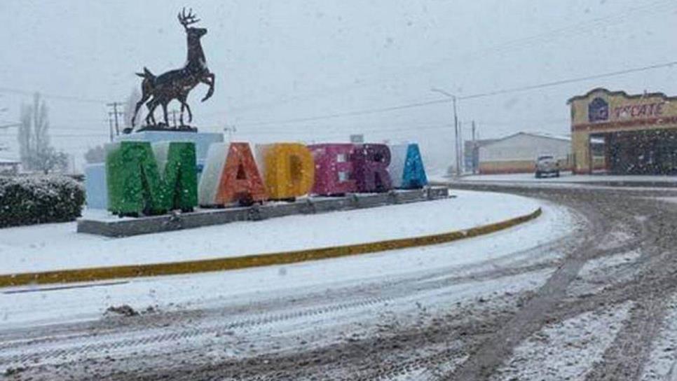 Así luce la nieve en Madera, Chihuahua, uno de los lugares más fríos de México | VIDEO