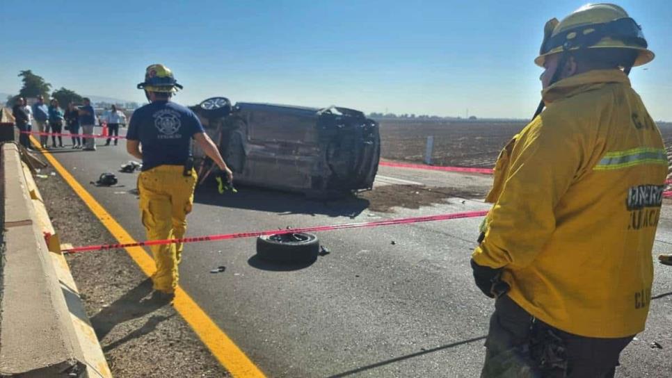 Muere maestra de Los Mochis tras volcadura en La Costerita en Culiacán