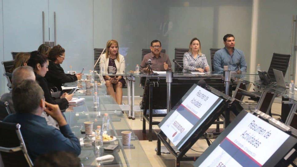 Mérida Sánchez presenta a Diputados proyecto de Policía Cibernética