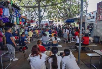 Locatarios del Mercado Zona 030 celebran su octavo aniversario