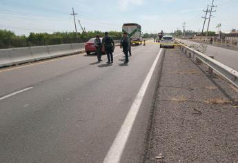 Suman 6 cuerpos sin vida hallados en camioneta sobre la carretera a Eldorado